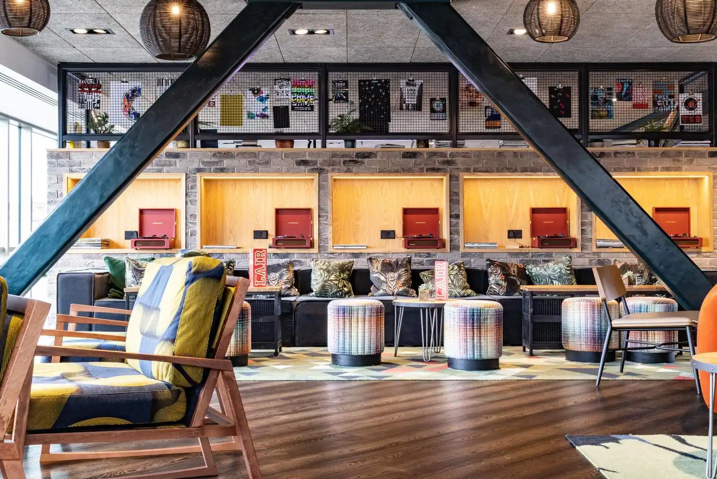 voco Leicester Lobby