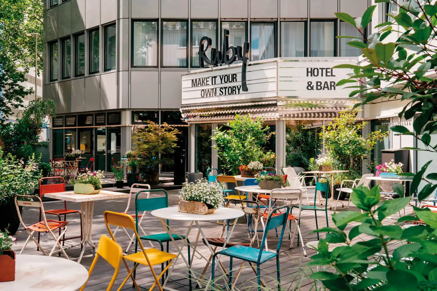 Ruby Leni Hotel Düsseldorf Terrasse