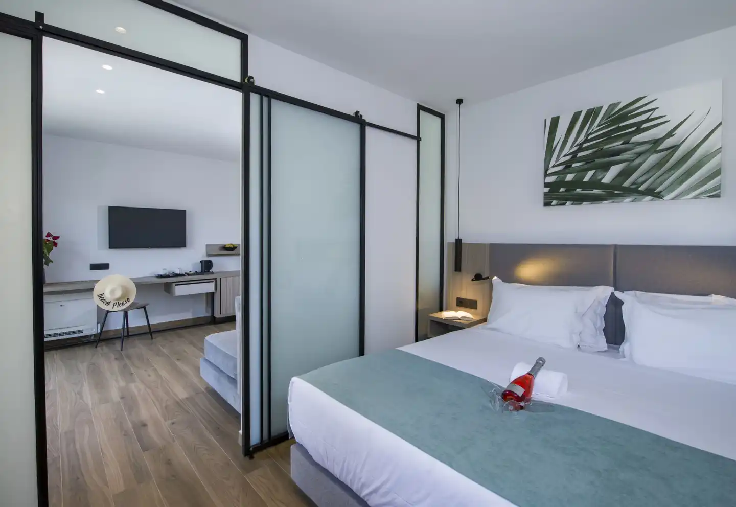 Myrion Beach Resort Wohnbeispiel