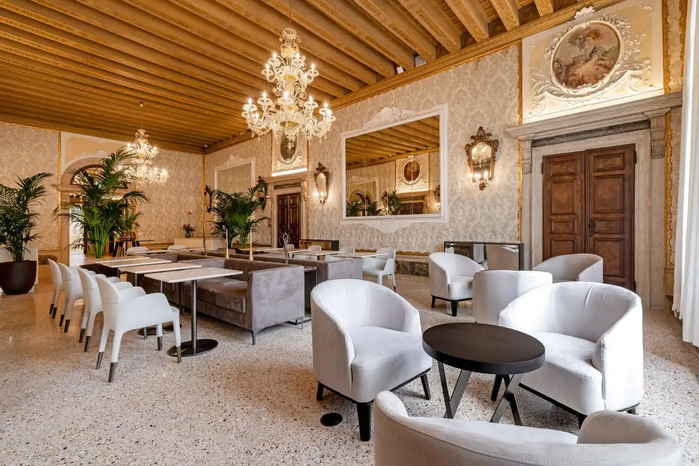 Palazzo Keller Lobby