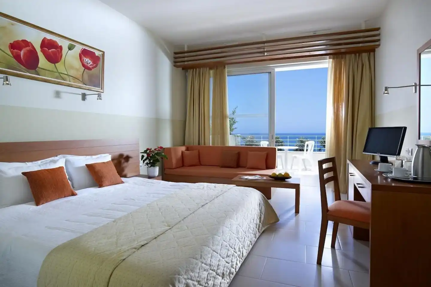 Bali Beach Hotel & Village Wohnbeispiel