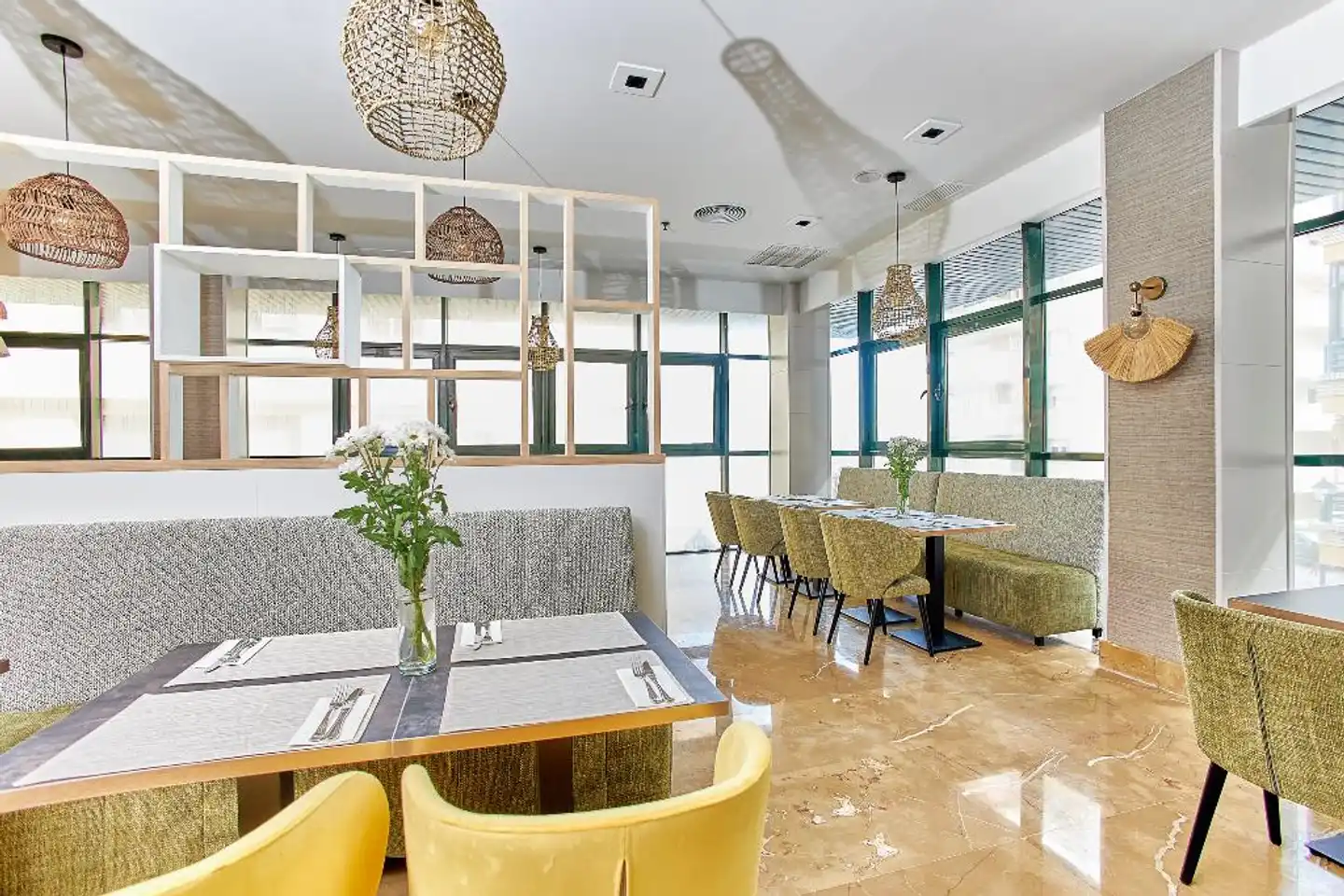 Leonardo Hotel Fuengirola Costa Del Sol Lobby