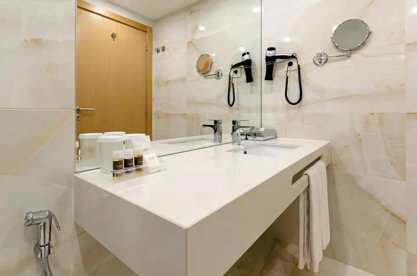 Turim Presidente Hotel Badezimmer