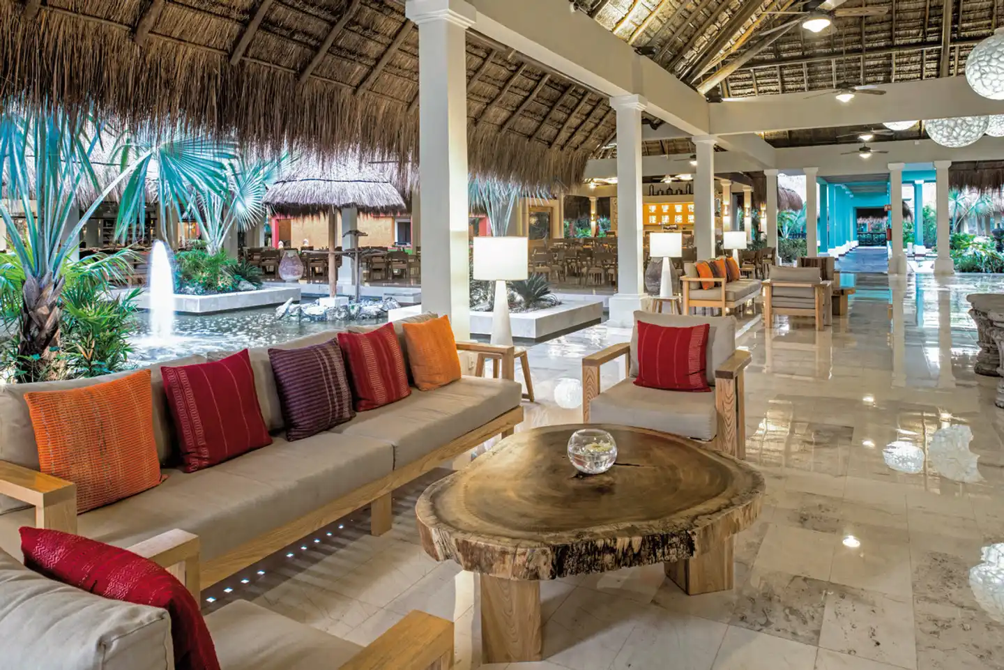Iberostar Waves Quetzal Lobby