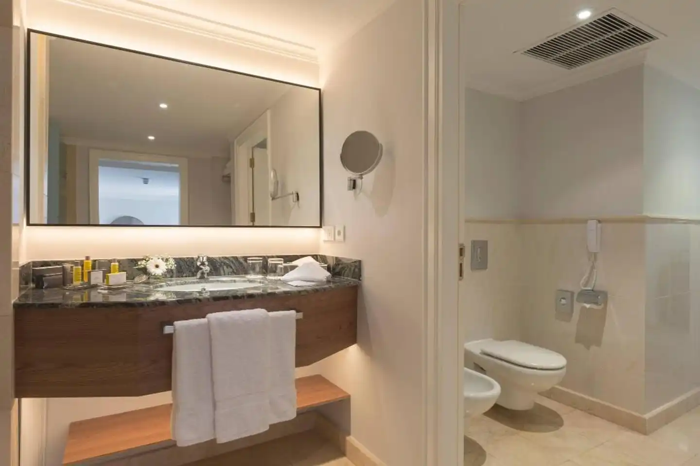Denia Marriott La Sella Golf Resort & Spa Badezimmer