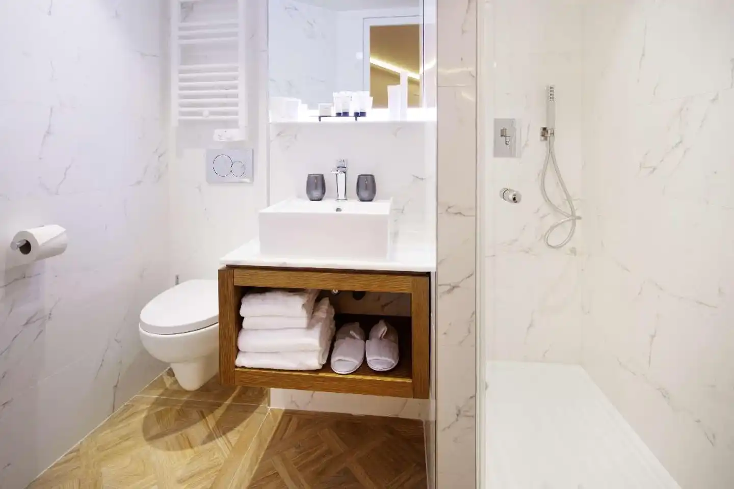 Hôtel Petit Lafayette Badezimmer