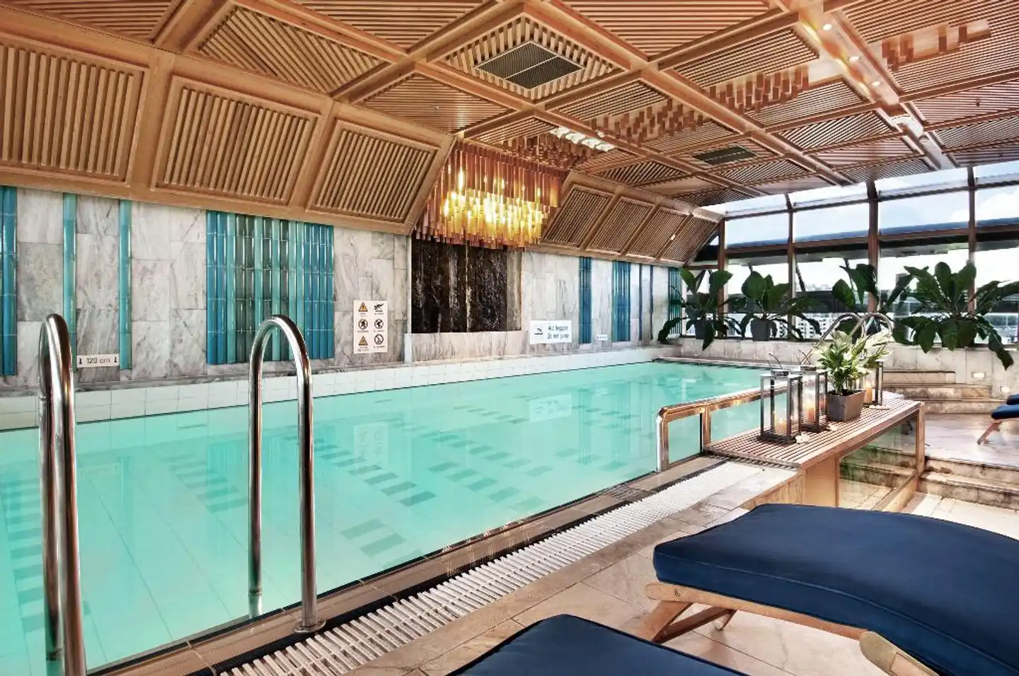 Hilton Helsinki Strand Hallenbad