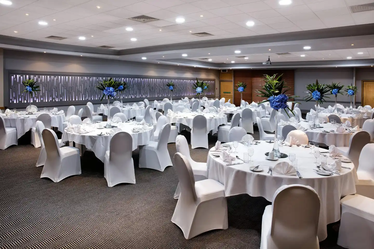 Crowne Plaza London Heathrow Restaurant