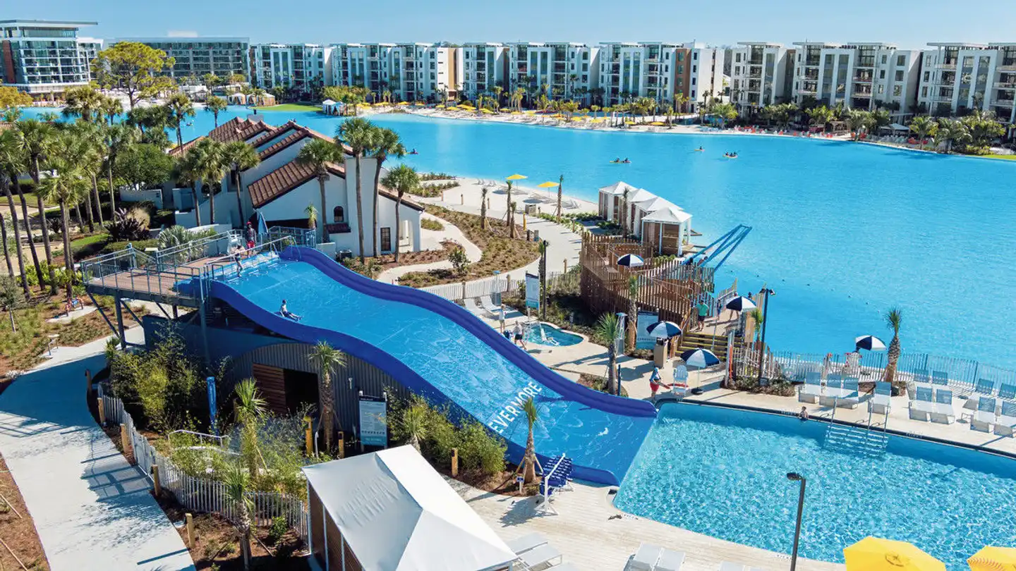 Evermore Apartments Pool