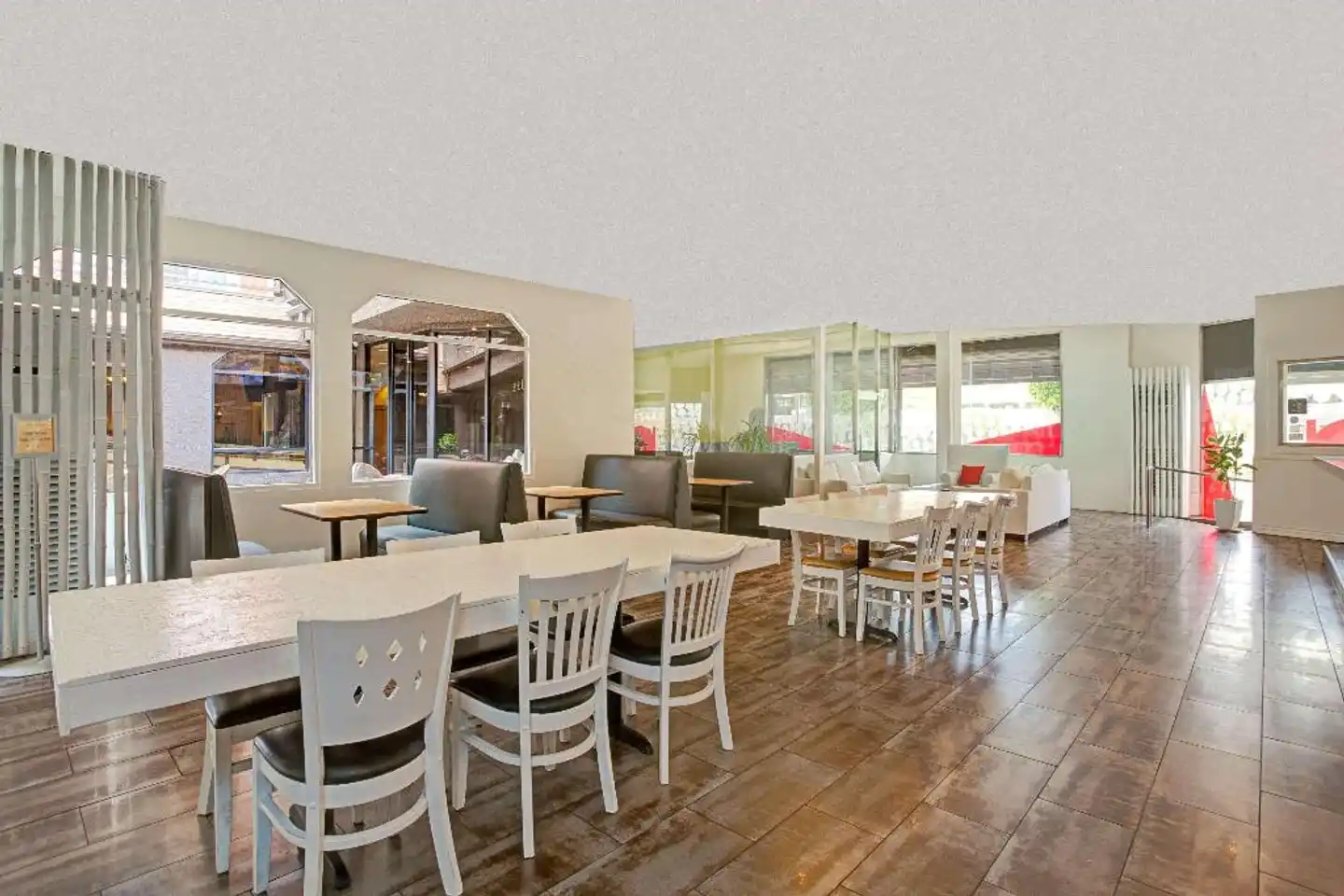 Ramada Los Angeles Downtown West Restaurant
