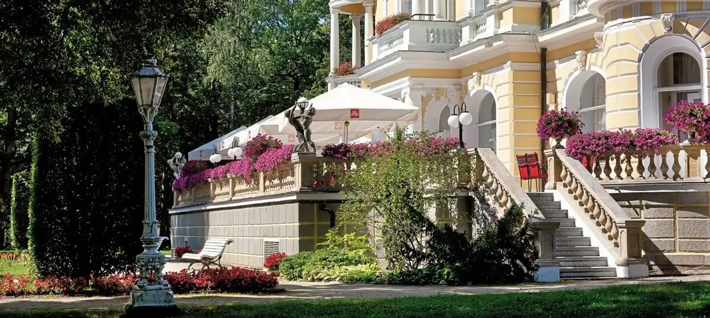 Kurhotel Imperial Aussenansicht