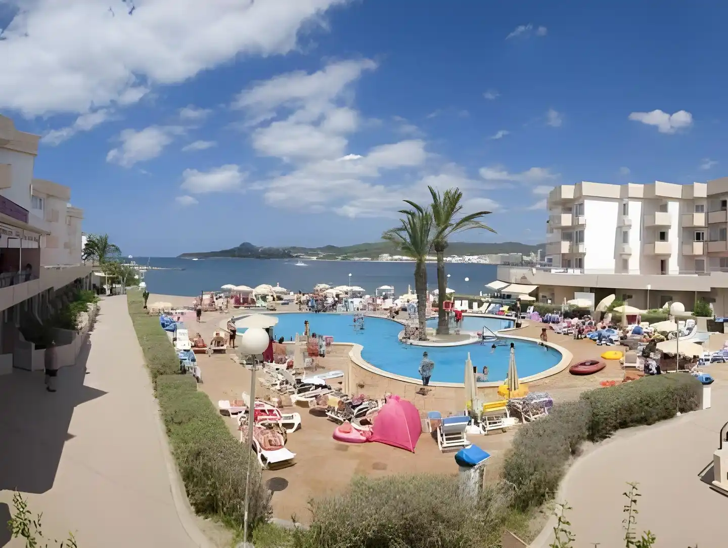 Playa Bella Beach Pool
