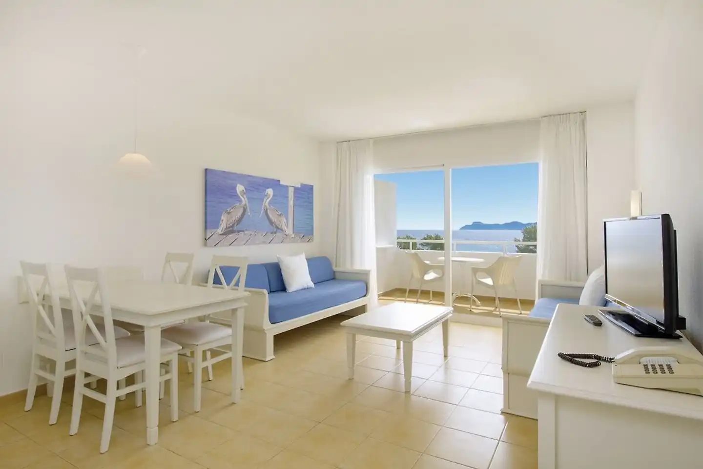 Iberostar Waves Ciudad Blanca Wohnbeispiel