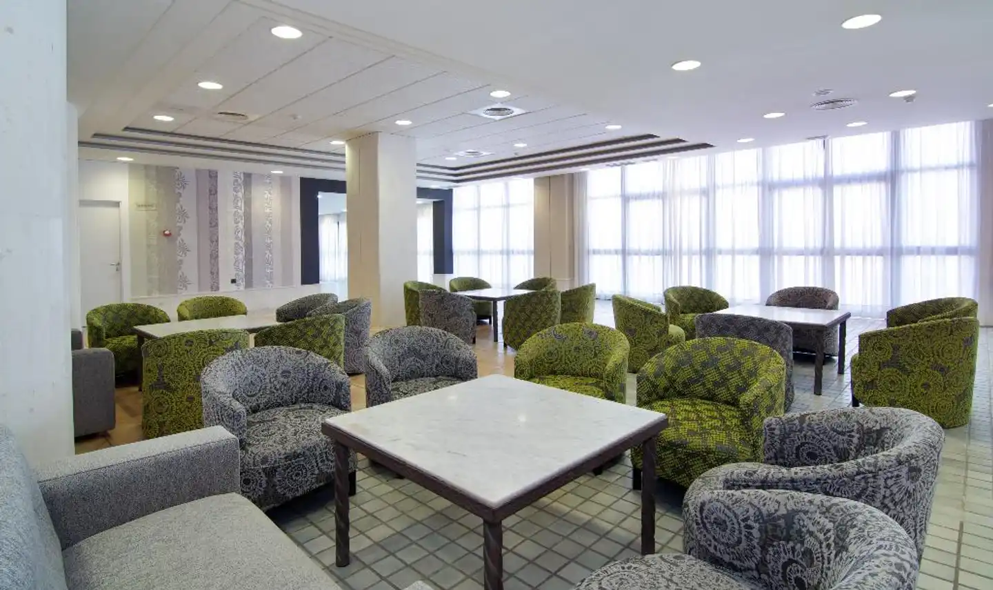 Puente Real Lobby