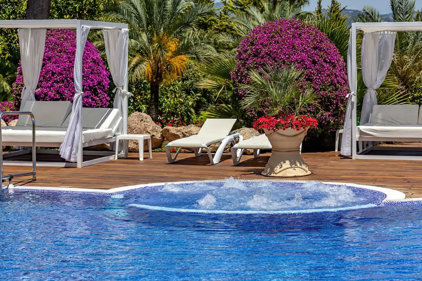 Ona Palmira Paradise Paguera Pool