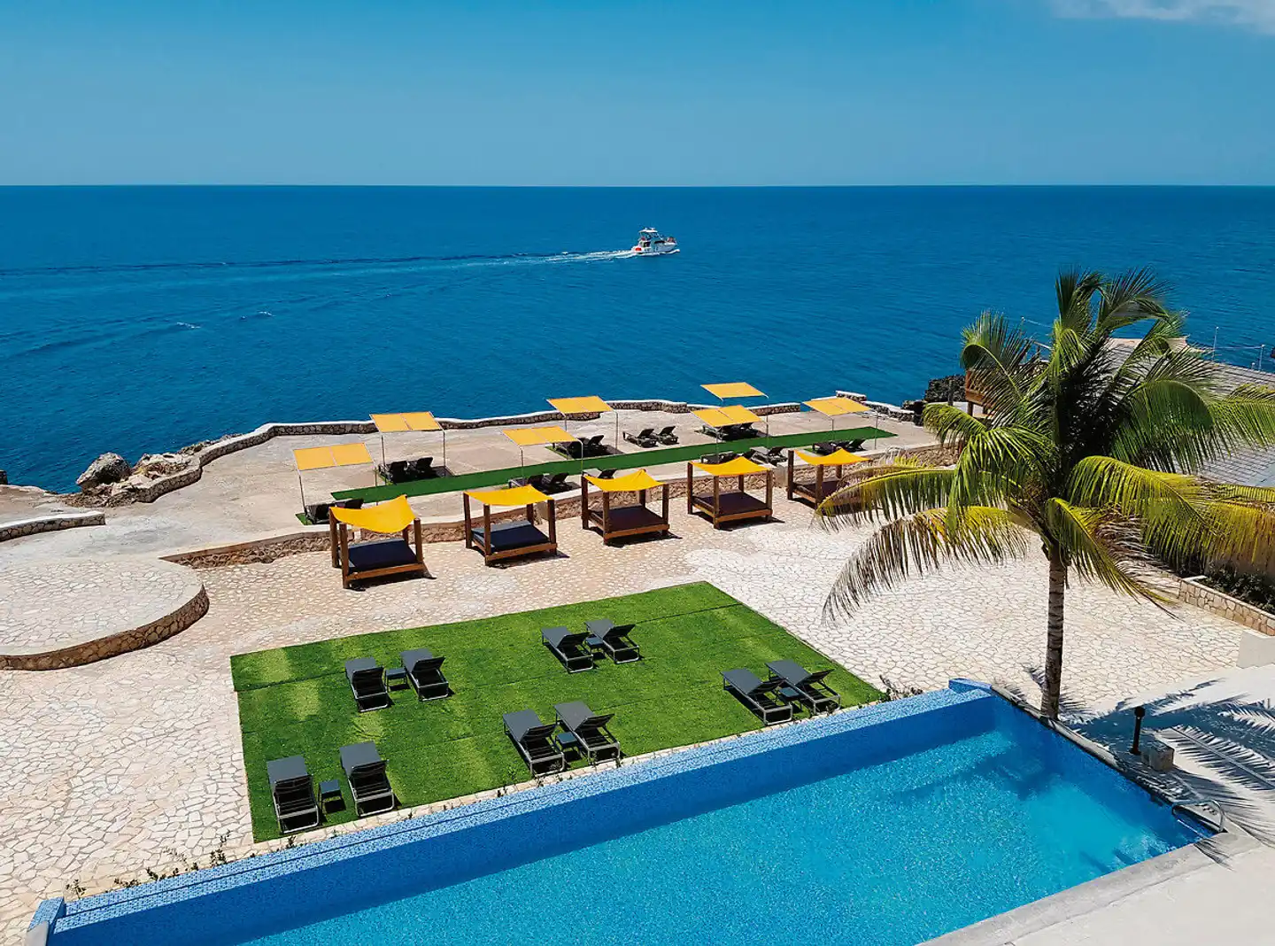 Samsara Cliff Resort Pool