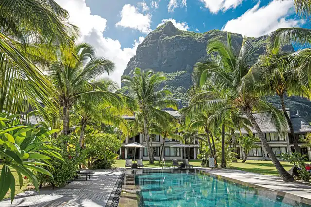Dinarobin Beachcomber Hotel Golf & Spa Pool