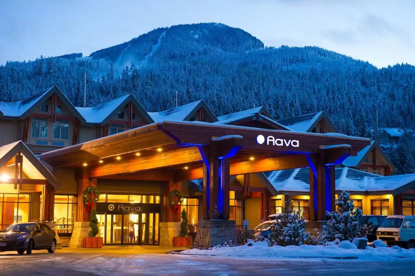 Aava Whistler Hotel Aussenansicht