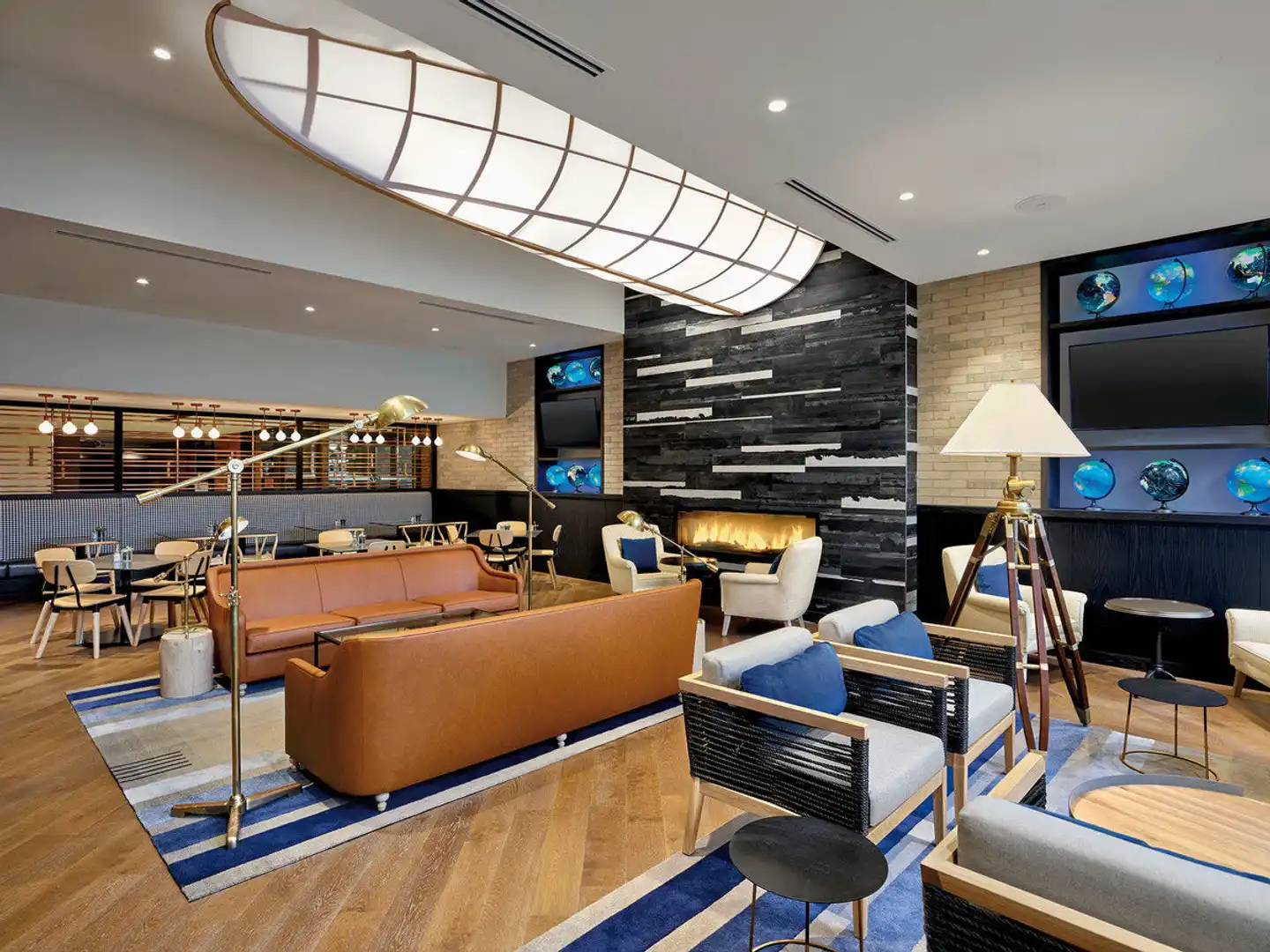 Delta Hotels by Marriott Calgary Downtown Lobby