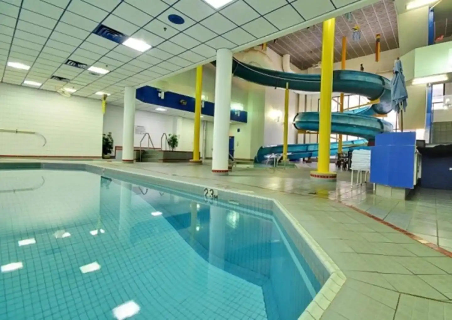 Delta Hotels by Marriott Regina Hallenbad