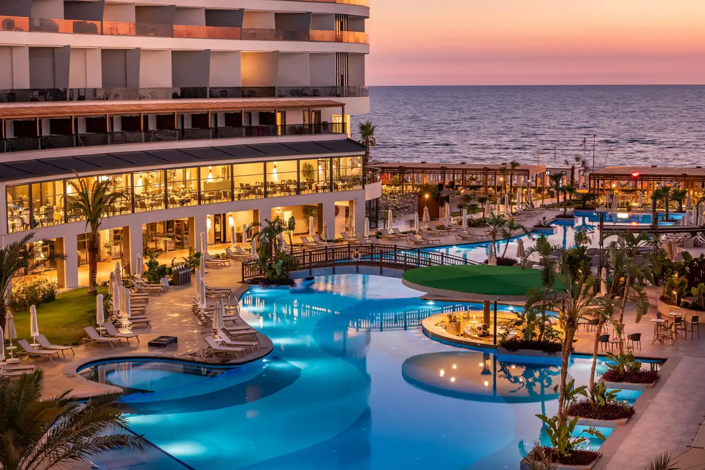 Seaden Quality Resort & Spa POOL