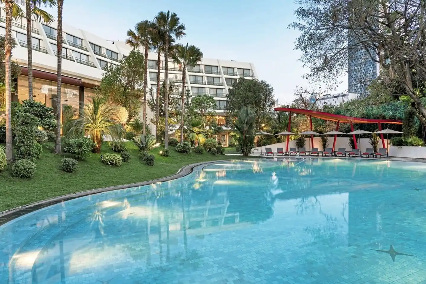 Mövenpick BDMS Wellness Resort Bangkok Pool