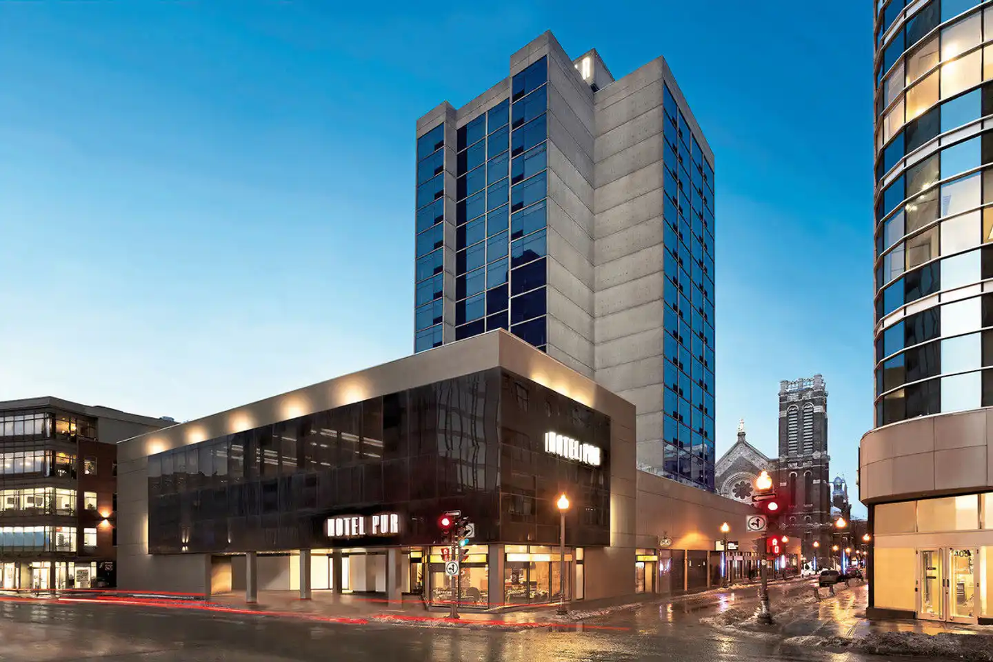 Hotel PUR Quebec Aussenansicht