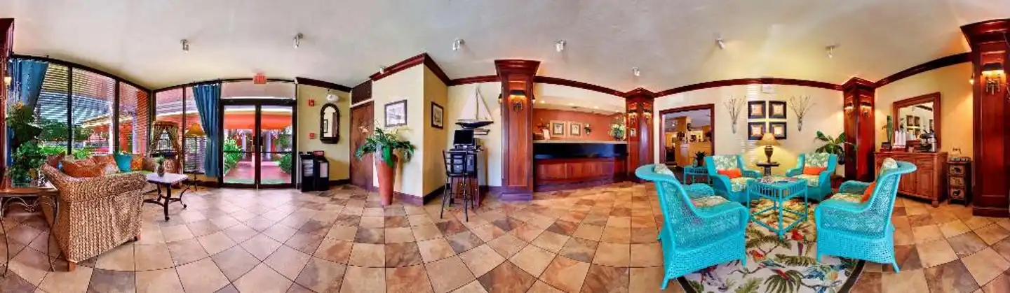 Ramada Naples Lobby