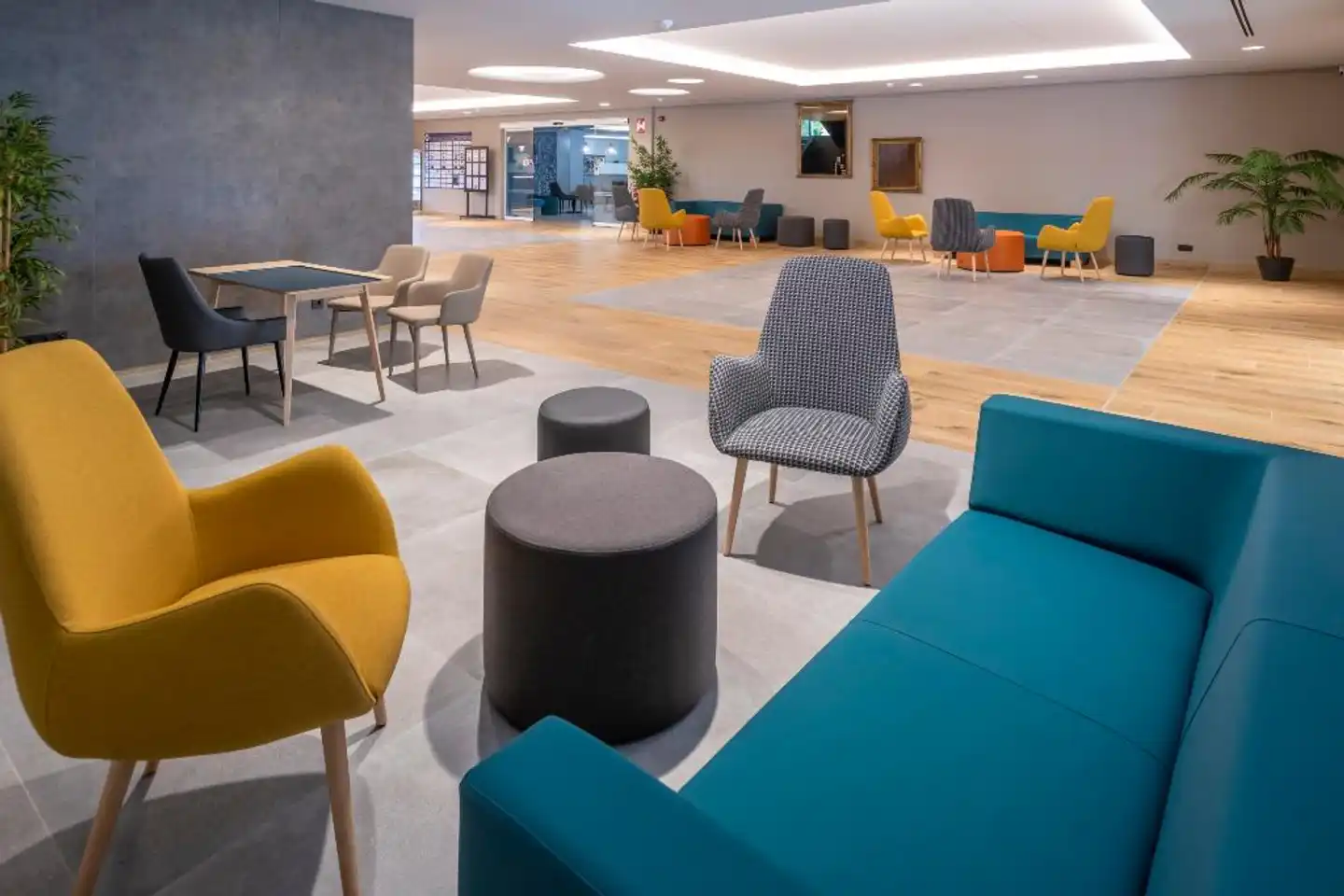 4R Gran Europe Lobby