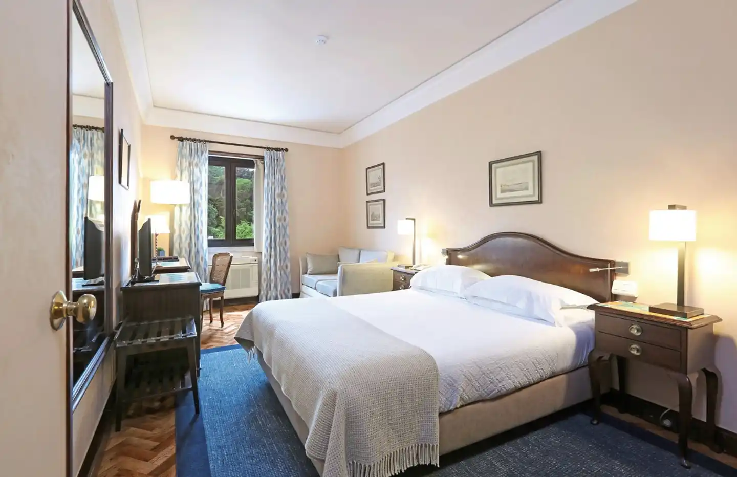 Hotel Lisboa Plaza Wohnbeispiel