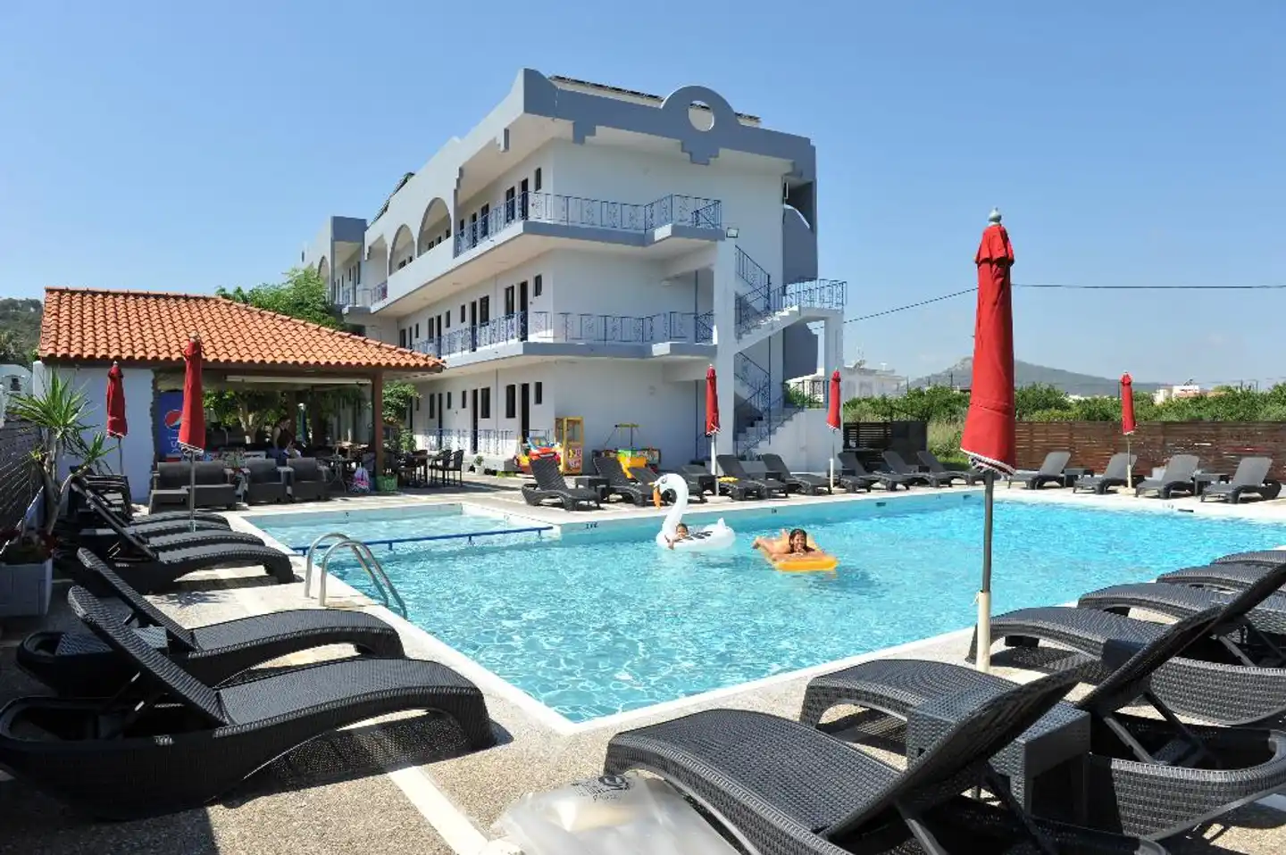 Maritime Hotel Apartments Pool