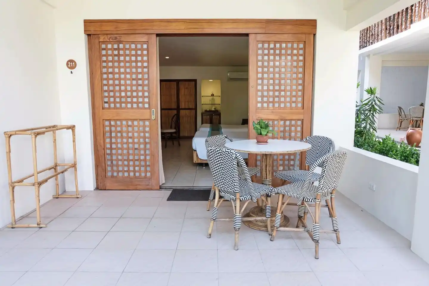Bluewater Maribago Beach Resort Wohnbeispiel