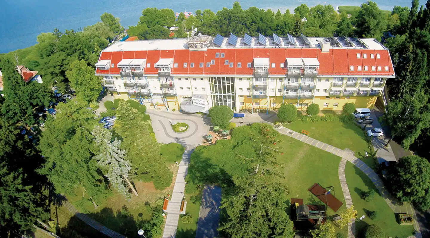 Hotel Panoráma Aussenansicht