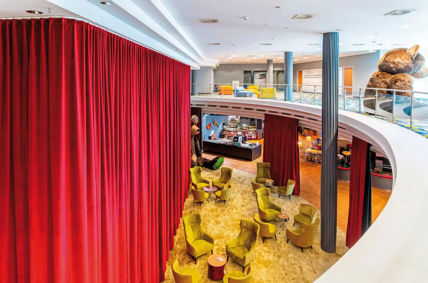 mightyTwice Hotel Dresden Lobby