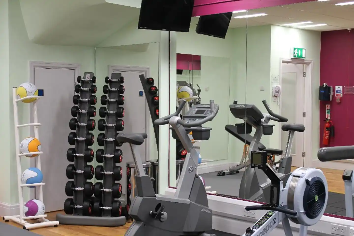Strand Palace Sport und Entertainment