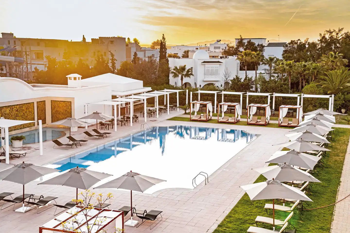 TMK Flora Park Pool