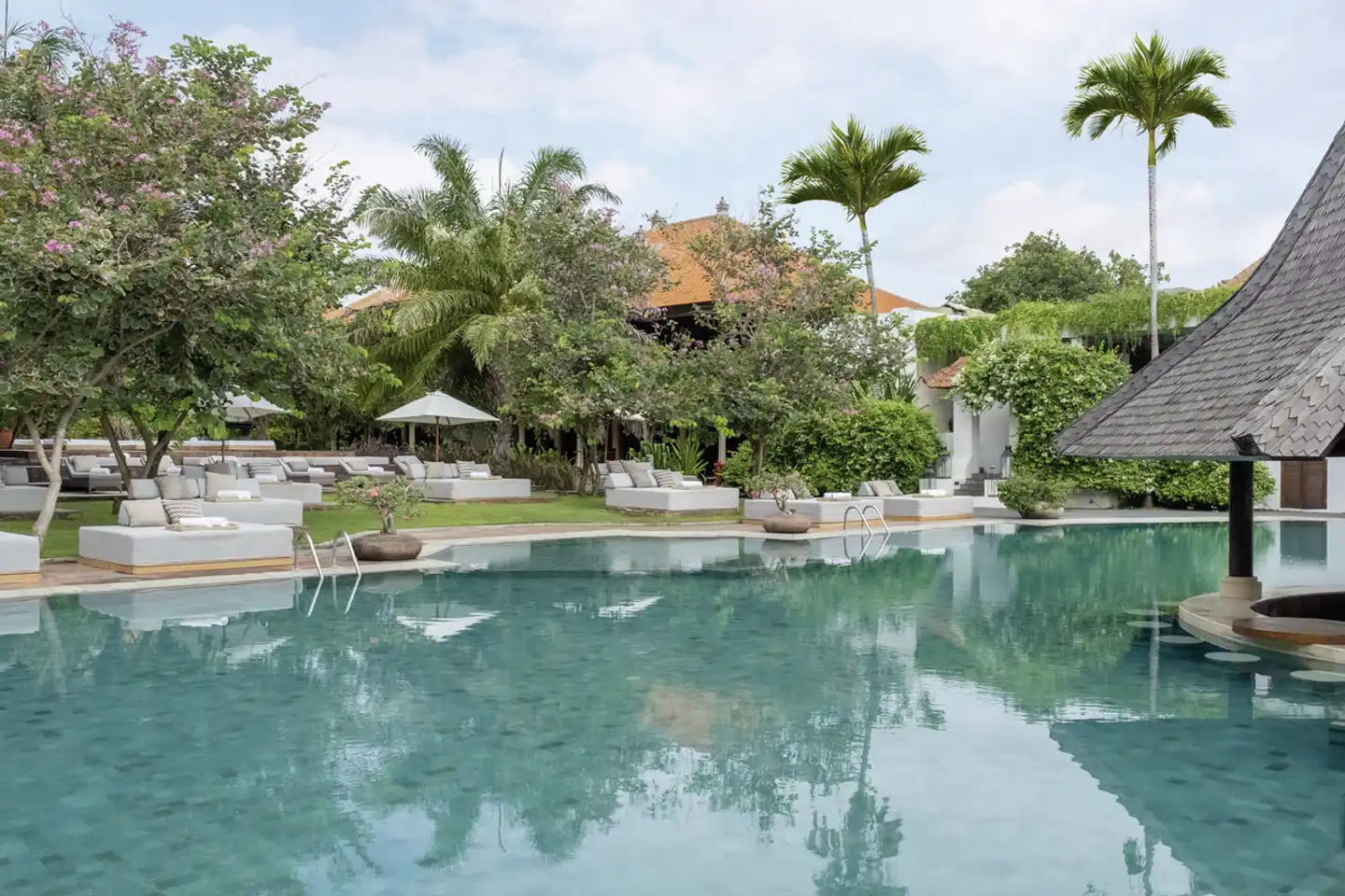Sadara Boutique Resort Pool