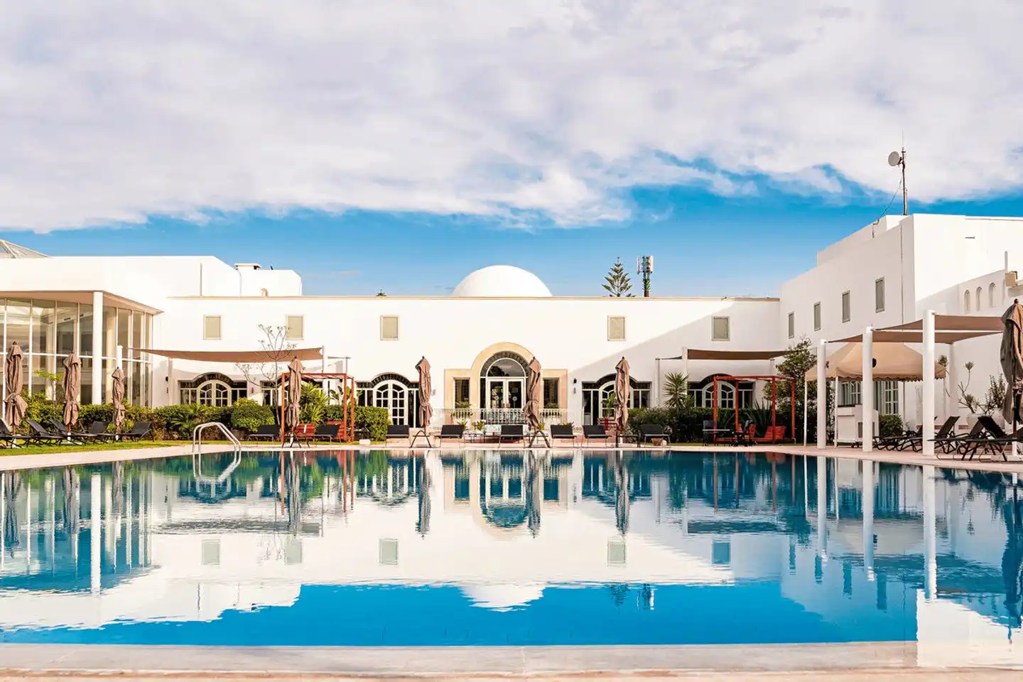TMK Flora Park Pool