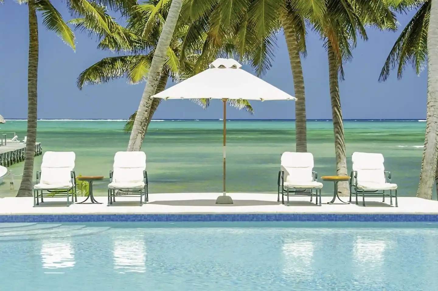 Victoria House Resort & Spa Pool