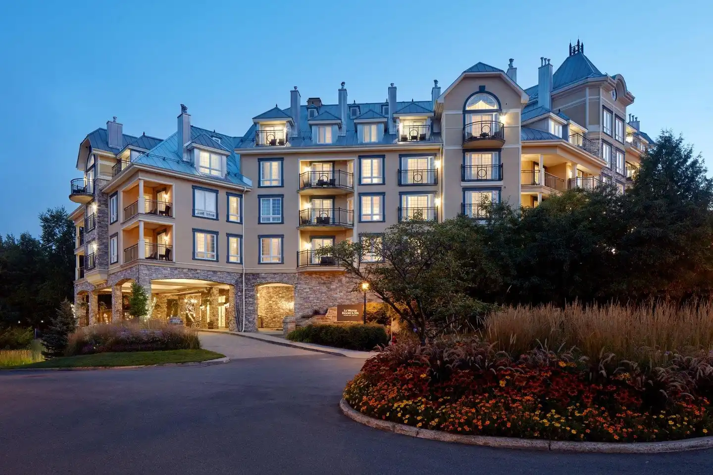Le Westin Resort & Spa, Tremblant, Quebec Aussenansicht