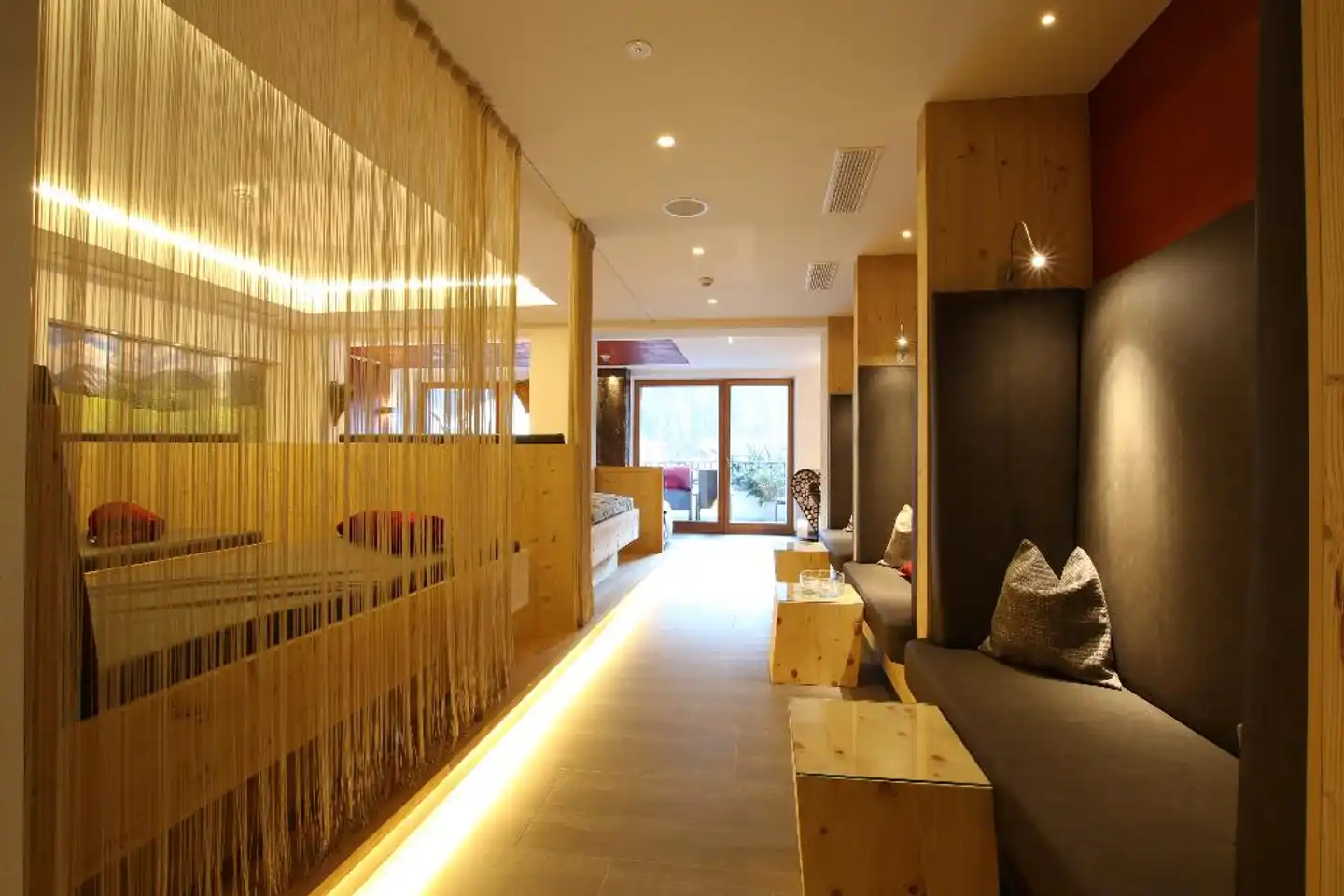 Schwarzer Adler Lobby