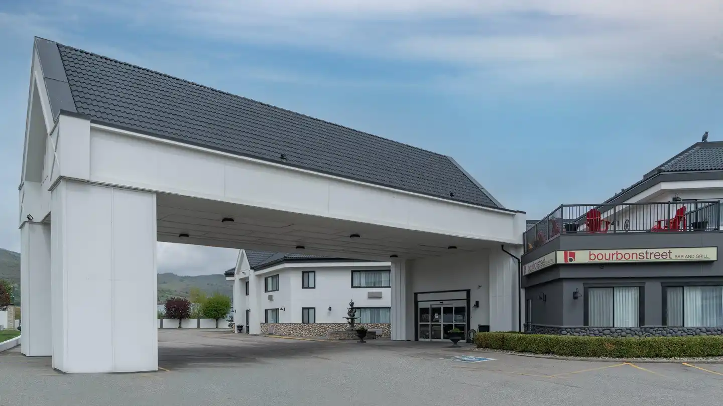 Prestige Hotel Vernon Aussenansicht