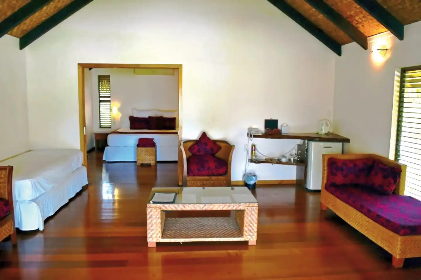 Tamanu Beach Lobby