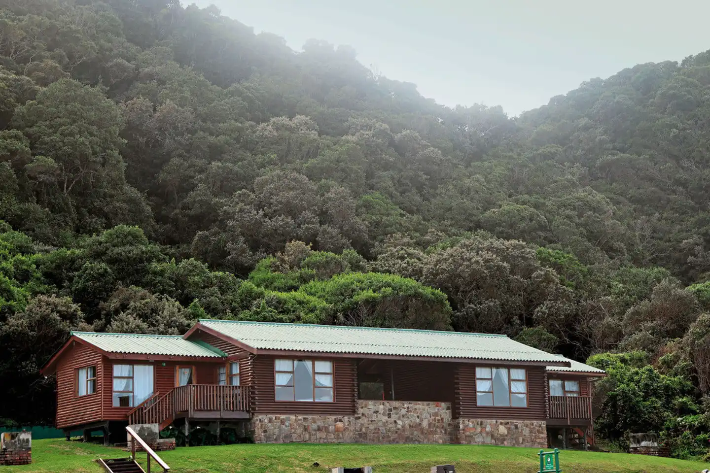 Storms River Mouth Rest Camp Aussenansicht