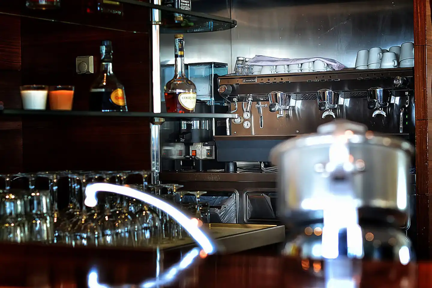 Ascot Bar
