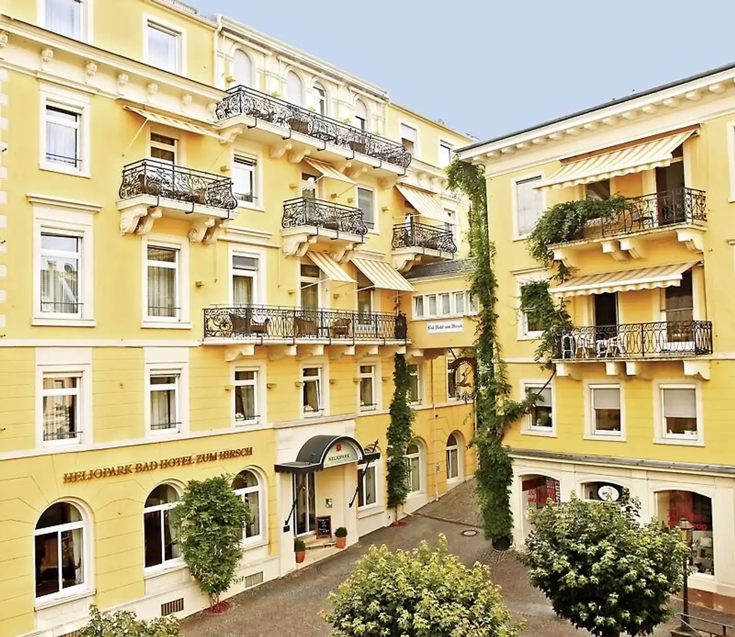 HELIOPARK Bad Hotel zum Hirsch Aussenansicht