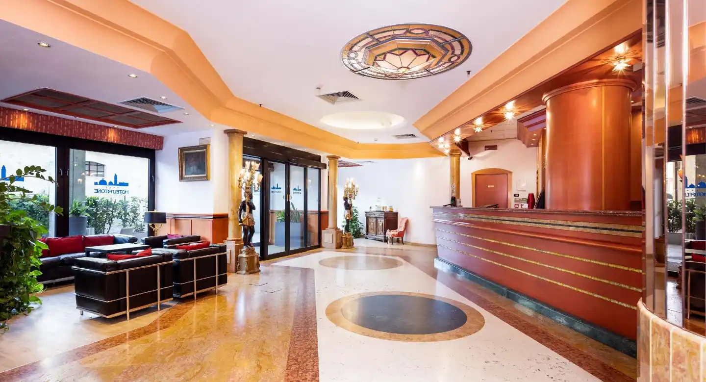 Best Western Hotel Tritone Lobby