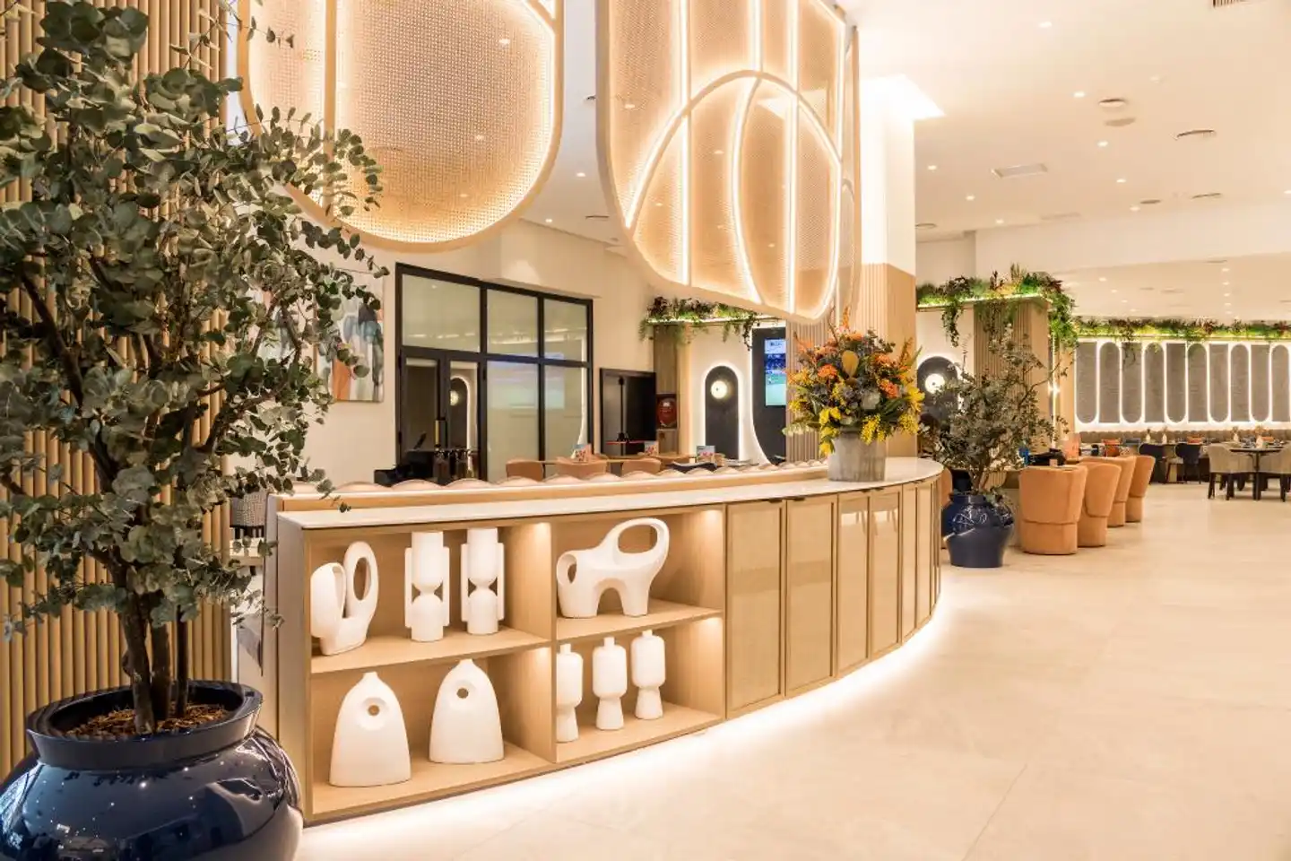 Hotel ILUNION Les Corts Spa Lobby