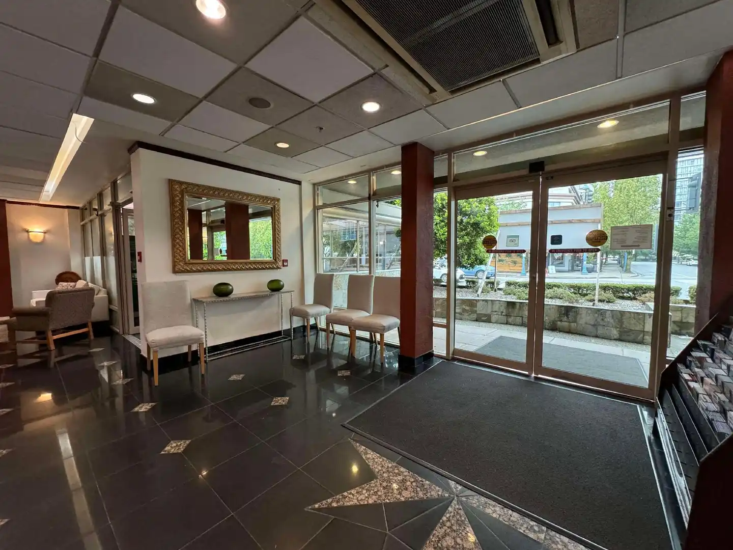 Vancouver Airport Hotel Wohnbeispiel