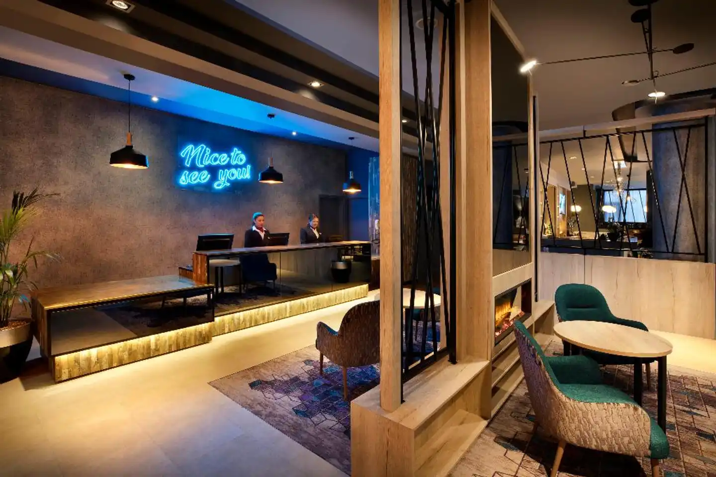 Leonardo Hotel London Croydon Bar